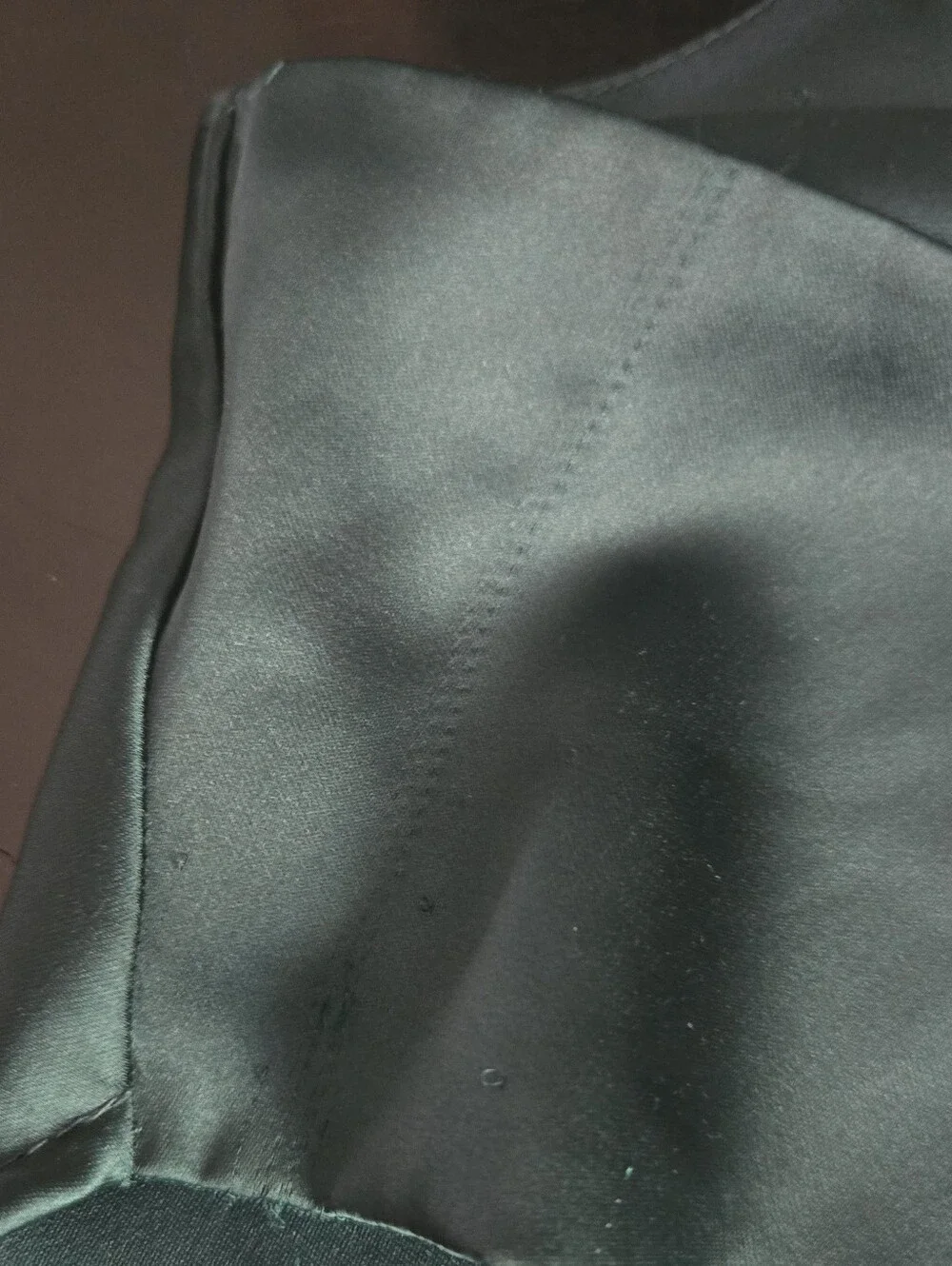 Forever 21 Emerald Green Satin Cowl Neck Crop Cami Top Small - Picture 9 of 9